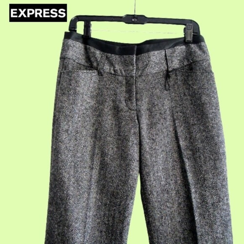 Express New Minimalist Editor Herringbone Faux Le… - image 2